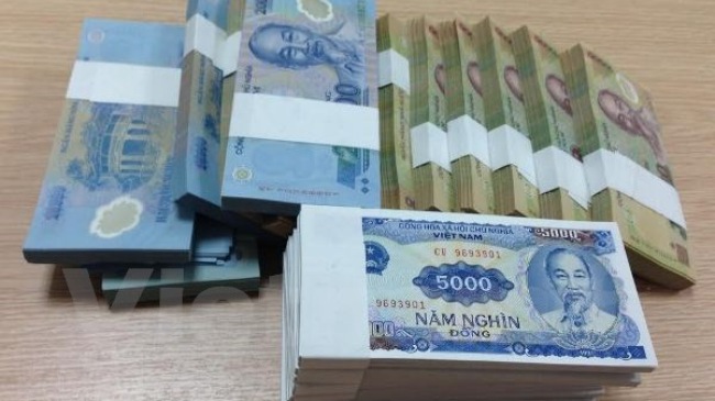 Ngân hàng “lắc đầu”, phí đổi tiền lẻ tăng "chóng mặt” ảnh 1